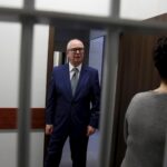 29.01.2016 Jędrzejów. Otwarcie nowego budynku prokuratury rejonowej przy ulicy Marszałka Piłsudskiego. Pokój zatrzymań i prokurator generalny Andrzej Seremet. / Jarosław Kubalski / Radio Kielce