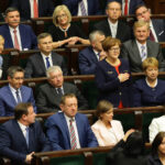 12.11.2015 Warszawa. Pierwsze posiedzenie Sejmu VIII kadencji. Ślubowanie poselskie. / Wojciech Habdas / Radio Kielce