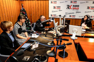 10.1.2016 Kielce. Studio Polityczne Radia Kielce. Anna Krupka, Magdalena Fogiel-Litwinek, Artur Gierada, Kazimierz Kotowski, Adam Cyrański / Wojciech Habdas / Radio Kielce