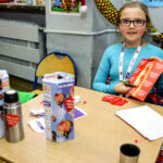 101.2016 Kielce. Uczniowie SP 8 włączyli się w zbiórkę pieniędzy dla WOŚP. / Wojciech Habdas / Radio Kielce