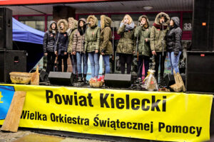 10.1.2016 Kielce. WOŚP gra w całych Kielcach. / Wojciech Habdas / Radio Kielce