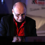 20.2.2015 Kielce. Studio Gram. Włodek Pawlik spotkał się ze słuchaczami Radia Kielce. / Wojciech Habdas / Radio Kielce