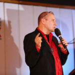 20.2.2015 Kielce. Studio Gram. Włodek Pawlik spotkał się ze słuchaczami Radia Kielce. / Wojciech Habdas / Radio Kielce