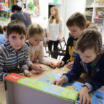 18.1.2016 Kielce. Ferie zimowe w Muzeum Dialogu Kultur. Archipelag Multi-Kulti. Mozaika na końcu świata – poznajemy Indonezję / Wojciech Habdas / Radio Kielce