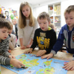 18.1.2016 Kielce. Ferie zimowe w Muzeum Dialogu Kultur. Archipelag Multi-Kulti. Mozaika na końcu świata – poznajemy Indonezję / Wojciech Habdas / Radio Kielce