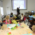 18.1.2016 Kielce. Ferie zimowe w Muzeum Dialogu Kultur. Archipelag Multi-Kulti. Mozaika na końcu świata – poznajemy Indonezję / Wojciech Habdas / Radio Kielce