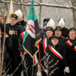 24.1.2016 Kielce. Karczówka. Pod pomnik powstańców styczniowych 1863 roku, odbył się Apel Pamięci, oddana została salwa honorowa. / Wojciech Habdas / Radio Kielce