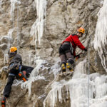 4.1.2016 Kielce. Alpiniści zrobili skałkach rezerwatu Kadzielnia lodospad. / Wojciech Habdas / Radio Kielce