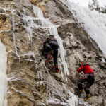 4.1.2016 Kielce. Alpiniści zrobili skałkach rezerwatu Kadzielnia lodospad. / Wojciech Habdas / Radio Kielce