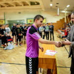 27.1.2016 Kielce. Ferie z futbolem. Wręczenie nagród. Nagrody indywidualne. / Wojciech Habdas / Radio Kielce