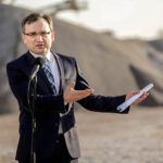 29.1.2016 Kopalnia Jaźwica. Premier Beata Szydło i Minister Sprawiedliwości Zbigniew Ziobro z wizytą w kopalni Jaźwica. / Wojciech Habdas / Radio Kielce