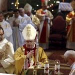 01.01.2016 Jędrzejów. Nuncjusz apostolski w Polsce abp Celestino Migliore przewodniczył uroczystościom oficjalnego ogłoszenia bł. Wincentego Kadłubka – patronem miasta. / Jarosław Kubalski / Radio Kielce