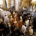 01.01.2016 Jędrzejów. Nuncjusz apostolski w Polsce abp Celestino Migliore przewodniczył uroczystościom oficjalnego ogłoszenia bł. Wincentego Kadłubka – patronem miasta. / Jarosław Kubalski / Radio Kielce