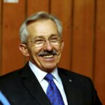 07.01.2016 Kielce. Punkty widzenia w Radiu Kielce. Podsumowanie roku w medycynie. Stanisław Góźdź, dyrektor Świętokrzyskiego Centrum Onkologii. / Jarosław Kubalski / Radio Kielce