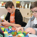 21.01.2016 Kostka Rubika popularna. Kuba Banarski i Jakub Żywiecki / Stanisław Blinstrub / Radio Kielce