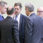 05.01.2016 Kielce. Nadzwyczaja sesja Rady Miasta o odwołanie prezydium rady. Narada klubu PiS. / Stanisław Blinstrub / Radio Kielce