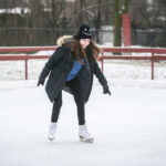 05.01.2016 Kielce. Lodowisko ul. Szczecińska. Pierwszy dzień ślizgania / Stanisław Blinstrub / Radio Kielce