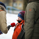 05.01.2016 Kielce. Lodowisko ul. Szczecińska. Pierwszy dzień ślizgania / Stanisław Blinstrub / Radio Kielce