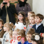 06.01.2015 Kielce. Kościół Franciszkanów. Koncert kolęd w wykonaniu Chórów Okazjonalnego i Fermata. / Stanisław Blinsrub / Radio Kielce