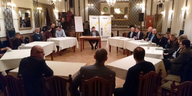 26.02.2016 Kielce Kieleckie Forum Dyskusyjne / Krzysztof Żołądek / Radio Kielce