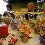 07.02.2016 Skarżysko Kamienna. Kiermasz rękodzieła artystycznego w MCK. / Jarosław Kubalski / Radio Kielce