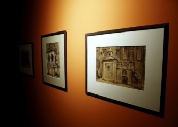 09.02.2016 Kielce. Muzeum Narodowe. Konferencja i przygotowania przed wernisażem wystawy Ryszarda Praussa. / Jarosław Kubalski / Radio Kielce