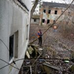 17.02.2016 Ostrowiec Świętokrzyski. Zrujnowana siedziba Gambo. / Teresa Czajkowska / Radio Kielce