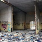 17.02.2016 Ostrowiec Świętokrzyski. Zrujnowana siedziba Gambo. / Teresa Czajkowska / Radio Kielce