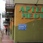 18.02.2016 Opatów. Apteka. / Teresa Czajkowska / Radio Kielce