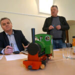 12.2.2016 Pińczów. Spotkanie w sprawie przyszłości kolejki wąskotorowej / Krzysztof Żołądek / Radio Kielce