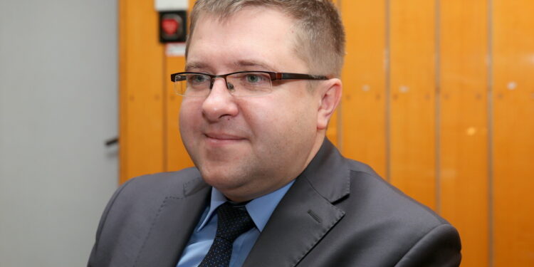 17.02.2016. Grzegorz Orawiec - dyrektor Departamentu Polityki Regionalnej Świętokrzyskiego Urzędu Marszałkowskiego / Kamil Król / Radio Kielce