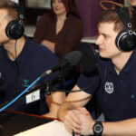 21.02.2016 w DDD gościli przedstawiciele Effectora Kielce. Adrian Buchowski (przyjmujący)  i Adam Swaczyna (asyst. trenera) / Marek Wtorek / Radio Kielce