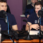 21.02.2016 w DDD gościli przedstawiciele Effectora Kielce. Adrian Buchowski (przyjmujący)  i Adam Swaczyna (asyst. trenera) / Marek Wtorek / Radio Kielce