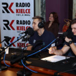 21.02.2016 w DDD gościli przedstawiciele Effectora Kielce. Adrian Buchowski (przyjmujący)  i Adam Swaczyna (asyst. trenera) / Marek Wtorek / Radio Kielce