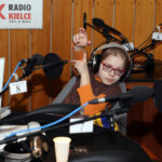 21.02.2016 w DDD gościli przedstawiciele Effectora Kielce. Adrian Buchowski (przyjmujący)  i Adam Swaczyna (asyst. trenera) / Marek Wtorek / Radio Kielce