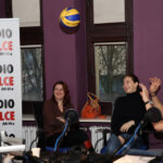 21.02.2016 w DDD gościli przedstawiciele Effectora Kielce. Adrian Buchowski (przyjmujący)  i Adam Swaczyna (asyst. trenera) / Marek Wtorek / Radio Kielce