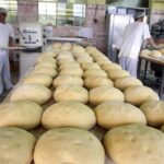 03.02.2016 Kielce. Przygotowywanie pączków na Tłusty Czwartek w piekarni SPOŁEM. / Jarosław Kubalski / Radio Kielce