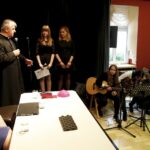 04.02.2016 Kielce. Debaty Młodych. Spotkanie z biskupem Janem Piotrowskim w Domu Kultury Zameczek. / Jarosław Kubalski / Radio Kielce