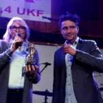 13.02.2016 Kielce. Specjalne Mikrofony Made in Kielce. Wokalista Roku Janusz Radek. / Jarosław Kubalski / Radio Kielce