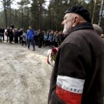 14.02.2016 Skarżysko Kamienna , Bór. 76 rocznica rozstrzelania przez Niemców 360 mieszkańców Skarżyska w 1940 roku. / Jarosław Kubalski / Radio Kielce