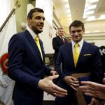 18.02.2016 Kielce. Piłkarze Vive Tauron Kielce zostali uhonorowani podczas Sesji Rady miasta za promocje Kielc. / Jarosław Kubalski / Radio Kielce