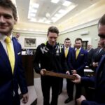 18.02.2016 Kielce. Piłkarze Vive Tauron Kielce zostali uhonorowani podczas Sesji Rady miasta za promocje Kielc. / Jarosław Kubalski / Radio Kielce