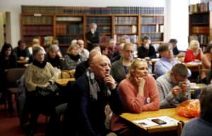 20.02.2016 Kielce . Mieszkańcy spotkali się z Rzecznikiem Praw Obywatelskich Adamem Bodnarem. / Jarosław Kubalski / Radio Kielce