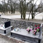 22.02.2016 Kielce. Cmentarz i parking przed cmentarzem na Białogonie. / Jarosław Kubalski / Radio Kielce