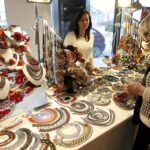 27.02.2016 Kielce. LVIII Giełda Minerałów, Skamieniałości i Wyrobów Jubilerskich. / Jarosław Kubalski / Radio Kielce