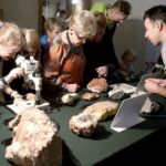 27.02.2016 Kielce. LVIII Giełda Minerałów, Skamieniałości i Wyrobów Jubilerskich. / Jarosław Kubalski / Radio Kielce