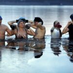 27.02.2016 Umer. W zalewie kąpały się morsy z gminy Zagnańsk. / Jarosław Kubalski / Radio Kielce