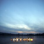 27.02.2016 Umer. W zalewie kąpały się morsy z gminy Zagnańsk. / Jarosław Kubalski / Radio Kielce