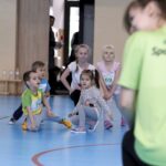 14.02.2016 Kielce. Dzień sportu. Badania predyspozycji sportowych dzieci w hali przy ulicy Warszawskiej. / Jarosław Kubalski / Radio Kielce