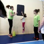 14.02.2016 Kielce. Dzień sportu. Badania predyspozycji sportowych dzieci w hali przy ulicy Warszawskiej. / Jarosław Kubalski / Radio Kielce